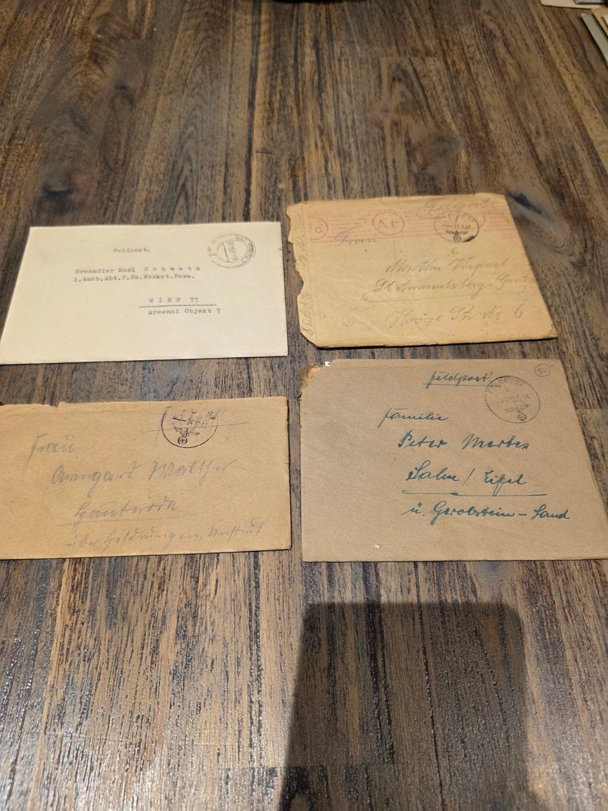 4x Duitse Feldpost WO2 Artillerie Feldgendarmerie Wehrmacht, Ophalen of Verzenden, Duitsland