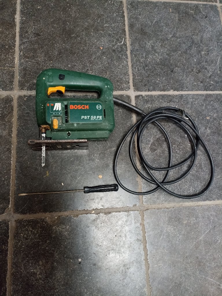 Bosch decoupeerzaag FST 58PE, Gebruikt, Decoupeerzaag, Ophalen of Verzenden, 30 tot 70 mm