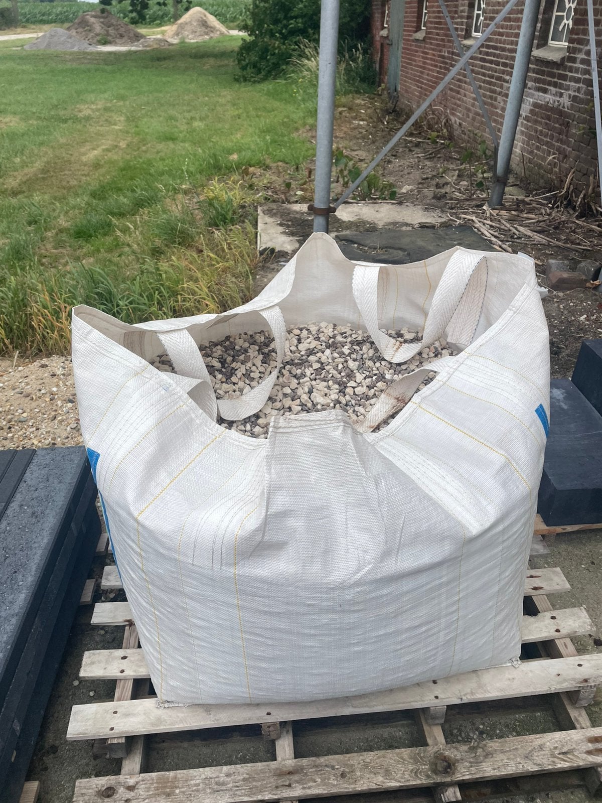 Big bag met grind ca 1 kuub, Ophalen of Verzenden, Zo goed als nieuw