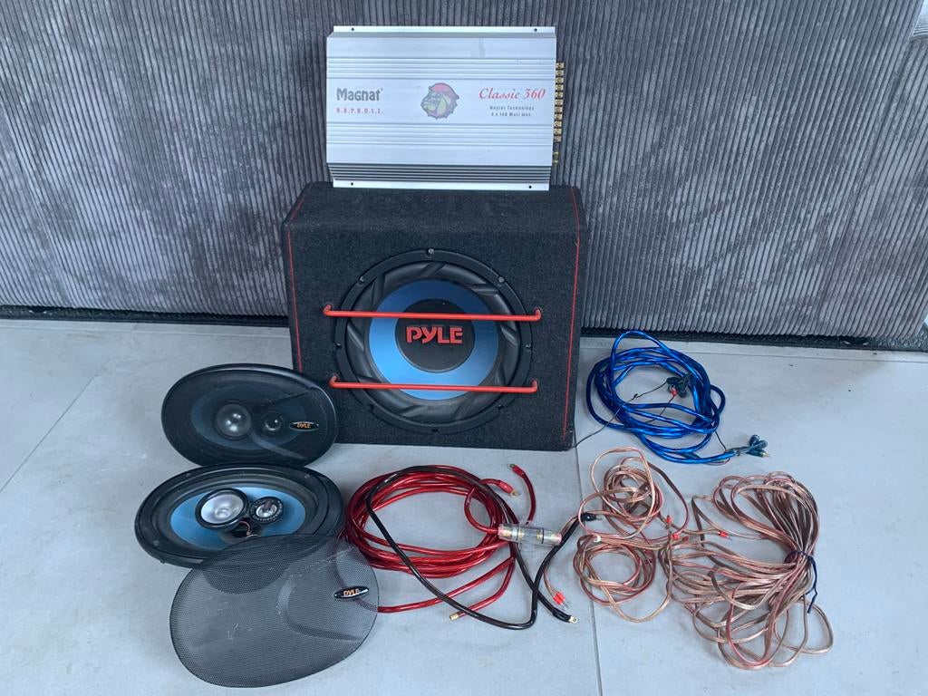 Sub woofer  2 speakers en versterker, Ophalen, Gebruikt