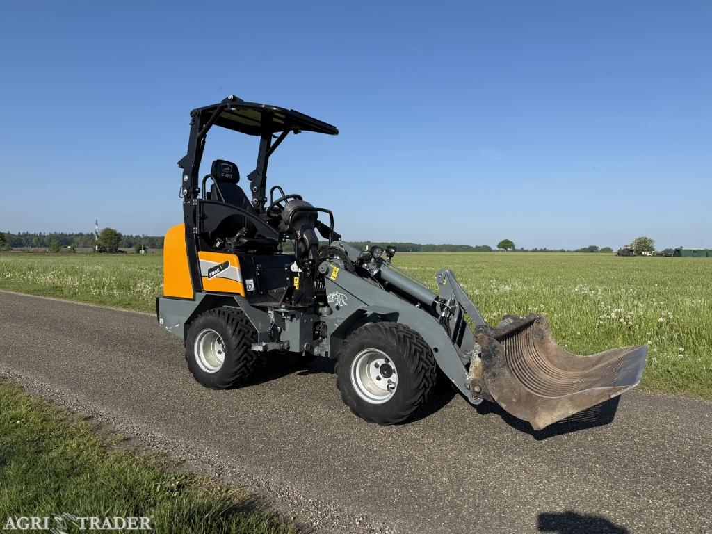 Giant G1500 mini shovel, Zakelijke goederen, Machines en Bouw | Kranen en Graafmachines, Niet opgegeven, -, Niet opgegeven