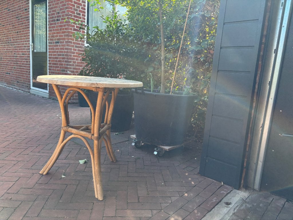 Terras tafel, Ophalen, Gebruikt, 3 zitplaatsen, Bijzettafel