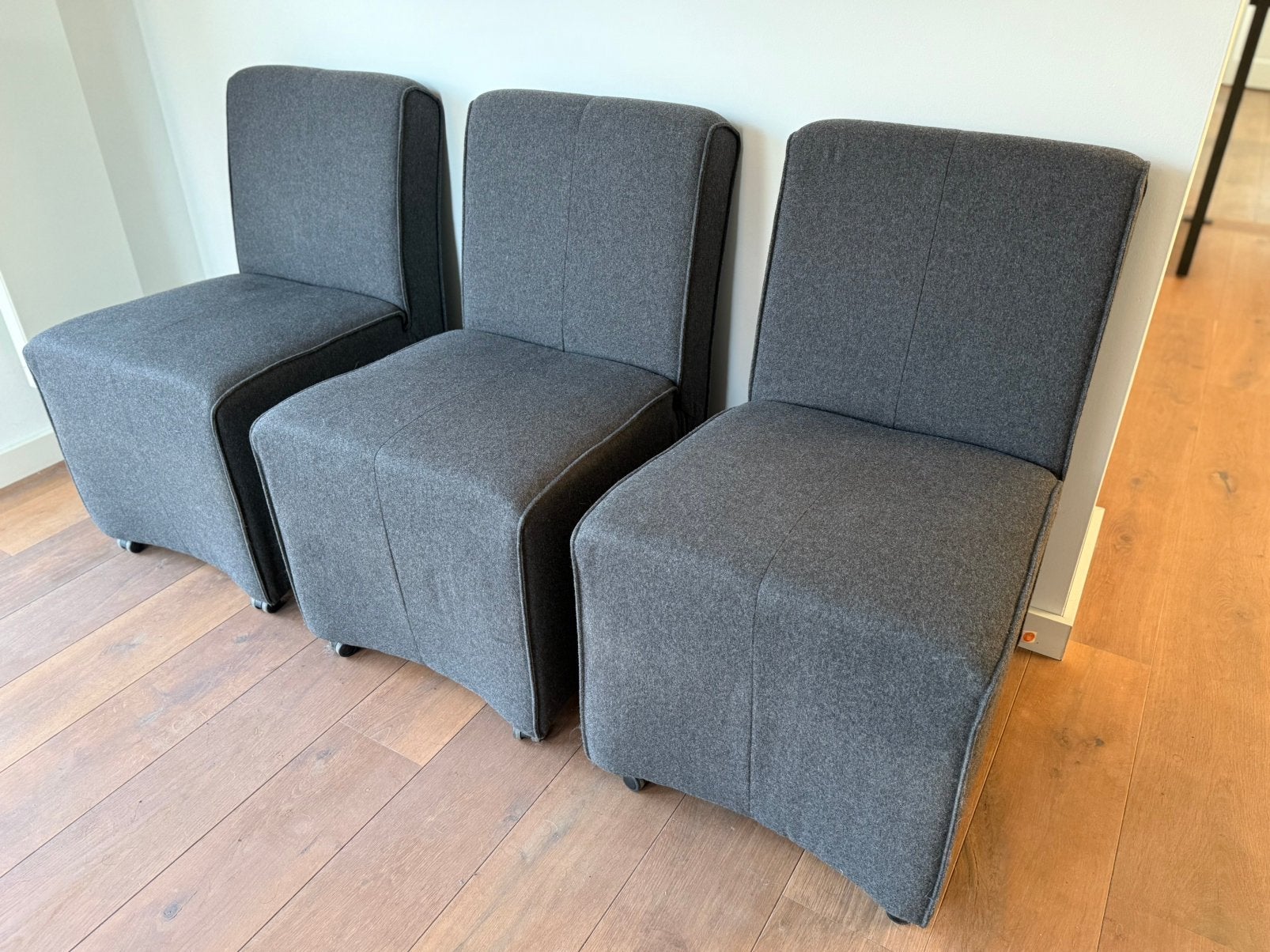 3 JESS stoelen, Huis en Inrichting, Ophalen, Zo goed als nieuw