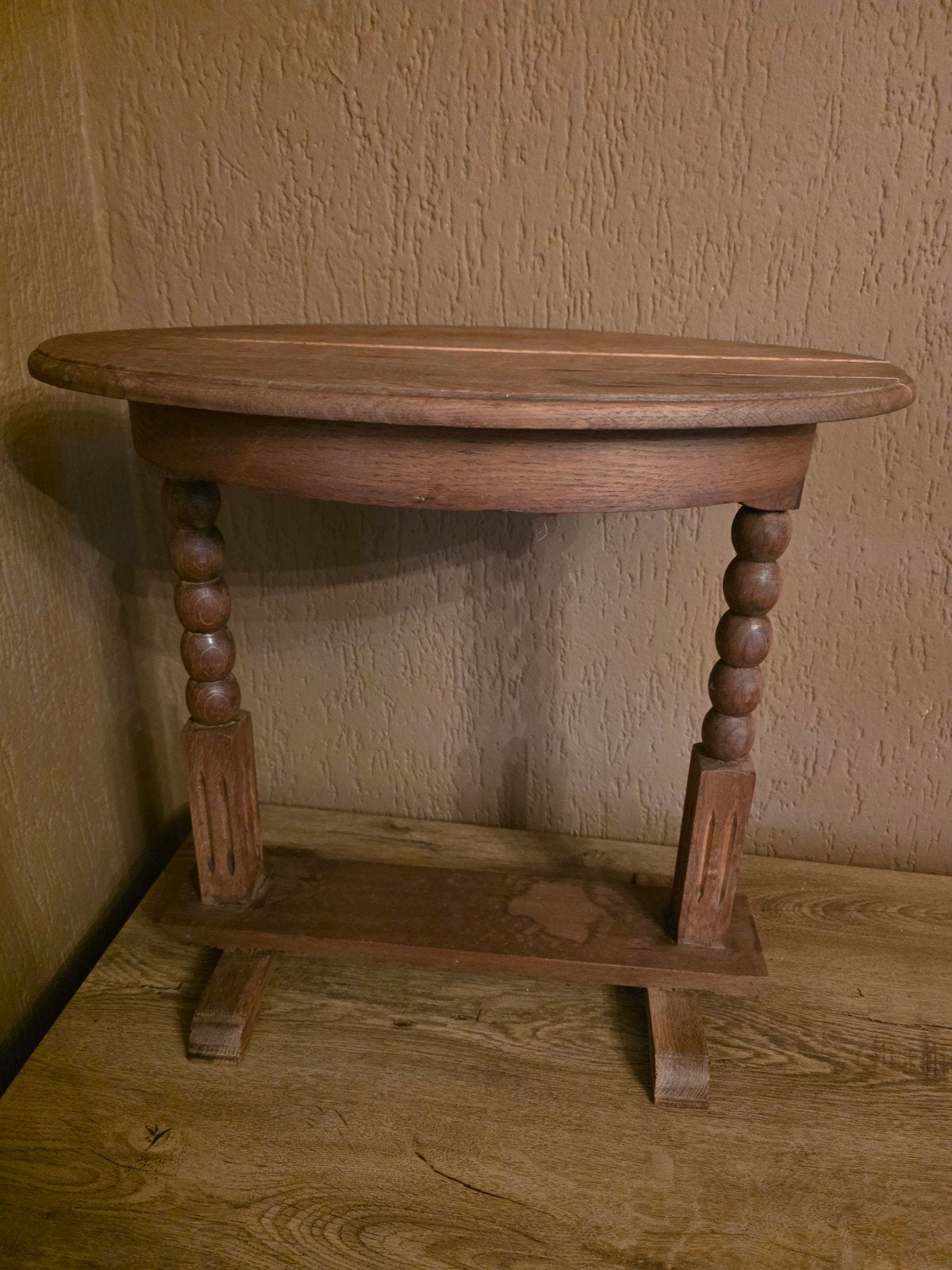 Antieke houten bijzettafel met gedraaide poten, Antiek en Kunst, Antiek | Meubels | Tafels, Ophalen of Verzenden