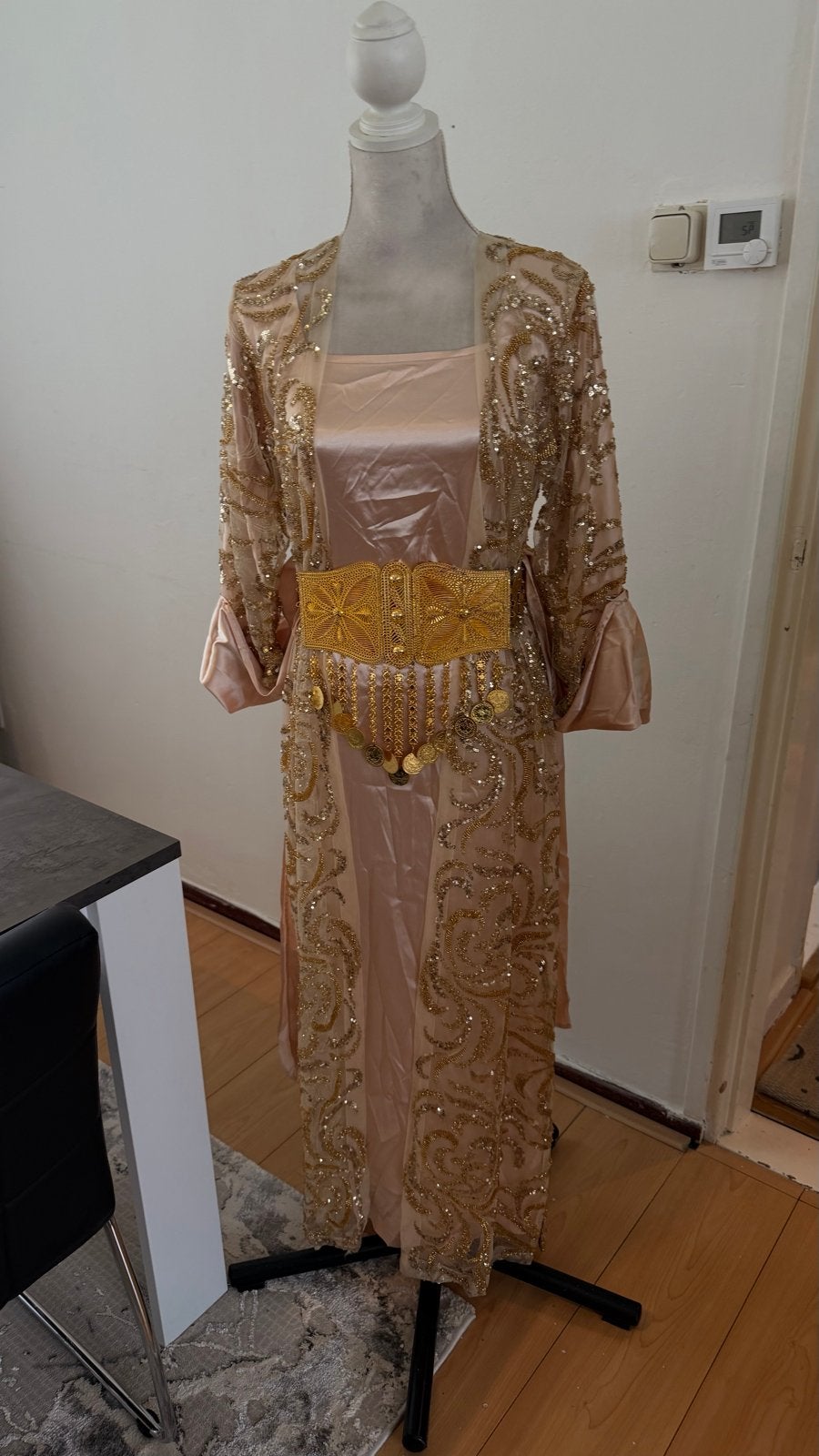 Prachtige Koerdische Jurk S/M, Kleding | Dames, Gelegenheidskleding, Maat 38/40 (M), Overige typen, Ophalen of Verzenden, Zo goed als nieuw