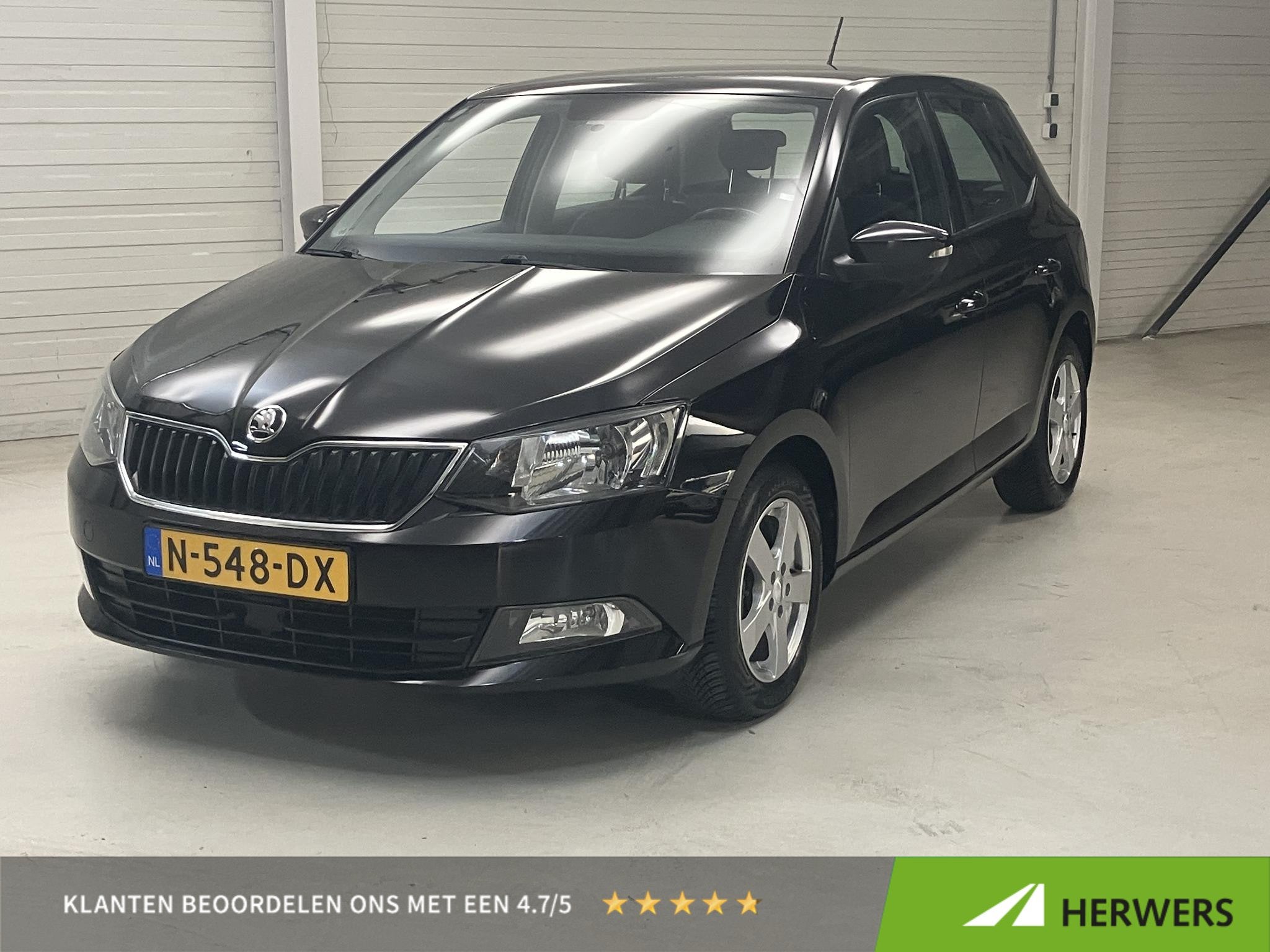 Skoda Fabia 1.2 TSI Drive 5 drs / All Seasonbanden / Airco /, Stof, 4 cilinders, Zwart, Handgeschakeld