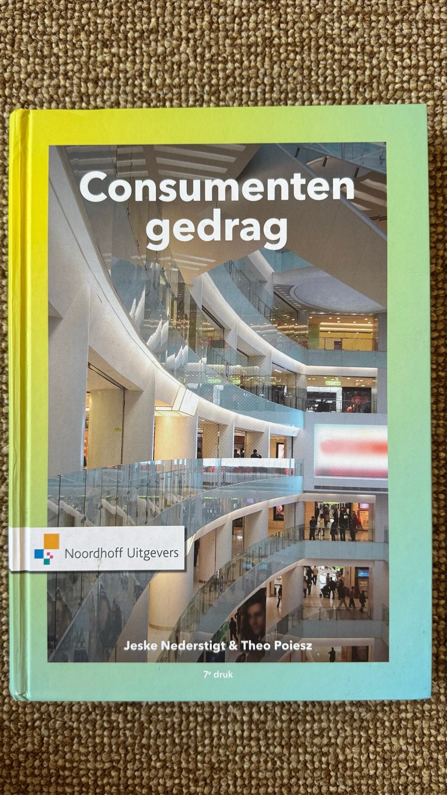 Consumentengedrag - Jeske Nederstigt & Theo Poiesz, Boeken, Ophalen of Verzenden, Gamma, Zo goed als nieuw, HBO