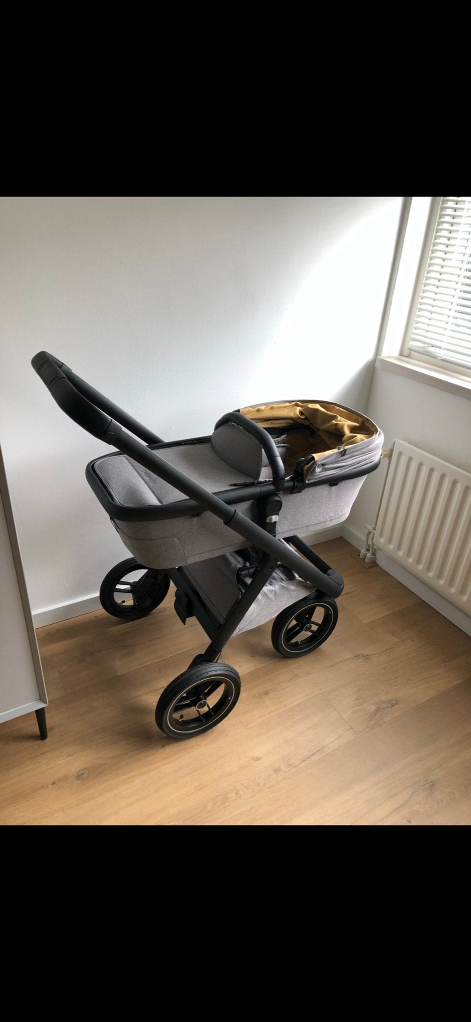 Dubatti One kinderwagen met reiswieg, zitje, accessoires, Kinderen en Baby's, Kinderwagens en Combinaties, Gebruikt, Verstelbare duwstang