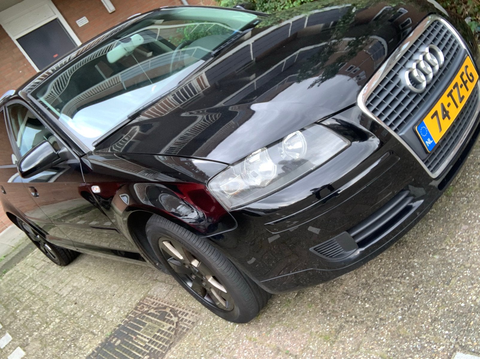 Audi A3 1.6 Sportback 85KW 2007 Zwart, Auto's, Voorwielaandrijving, 15 km/l, 4 cilinders, Zwart