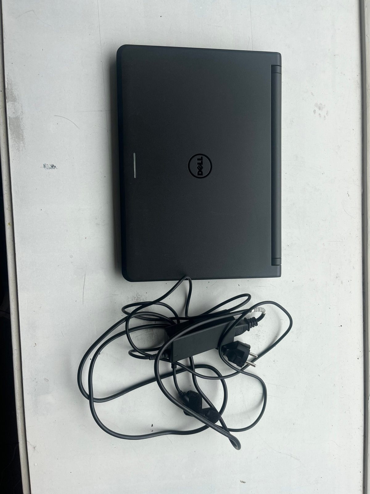 Dell Latitude 3350 laptop, Ophalen, Gebruikt, Qwerty, 2 tot 3 Ghz