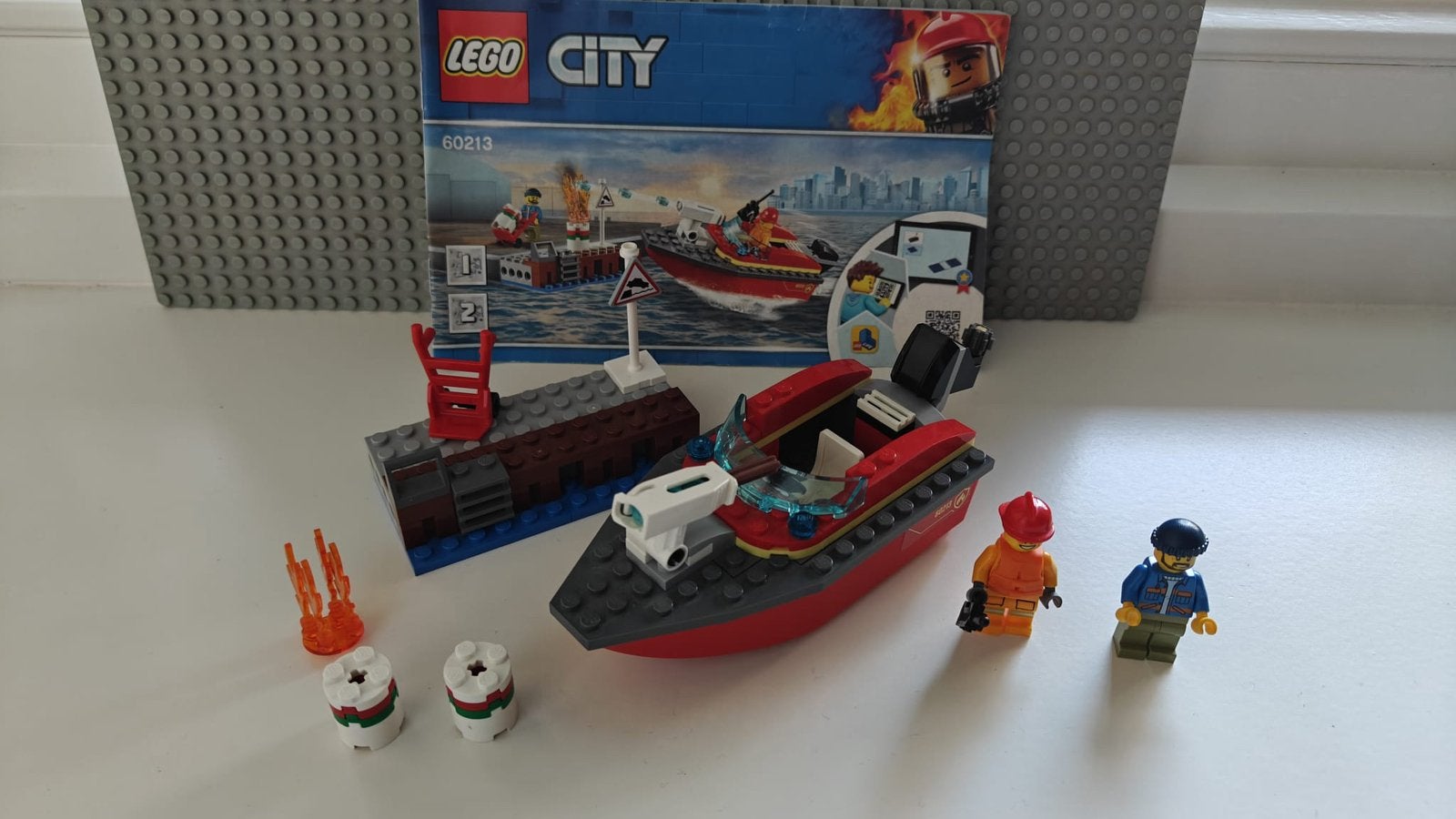 Lego City Dock Side Fire 60213, Kinderen en Baby's, Speelgoed | Duplo en Lego, Lego, Ophalen of Verzenden, Complete set, City