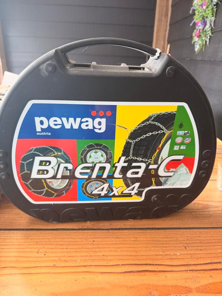 Pewag Brenta-C 4x4 sneeuwkettingen (nieuwstaat), Auto diversen, Sneeuwkettingen, Ophalen of Verzenden, Zo goed als nieuw