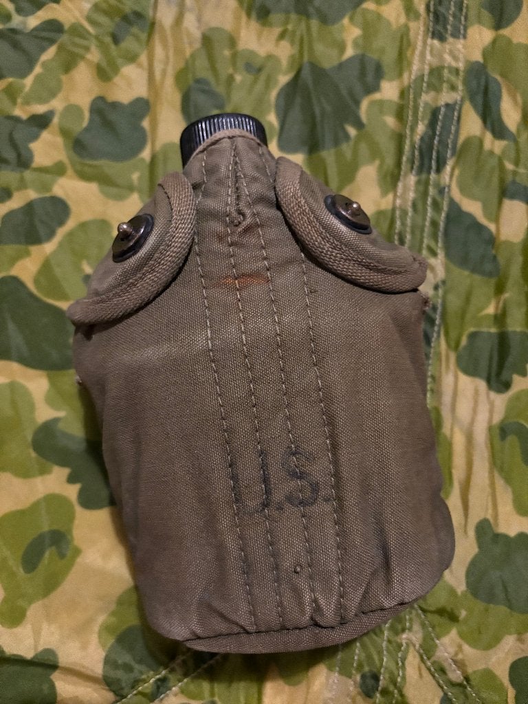 Tweede wereldoorlog US veldfles british made 1944 op naam, Verzamelen, Militaria | Tweede Wereldoorlog, Ophalen of Verzenden, Landmacht