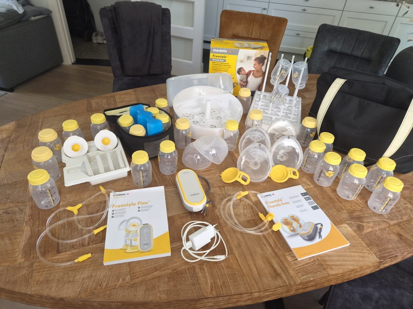 Complete Medela Freestyle Hands-free & Freestyle Flex set, Kinderen en Baby's, Medela, Borstkolf, Ophalen of Verzenden, Inclusief tas