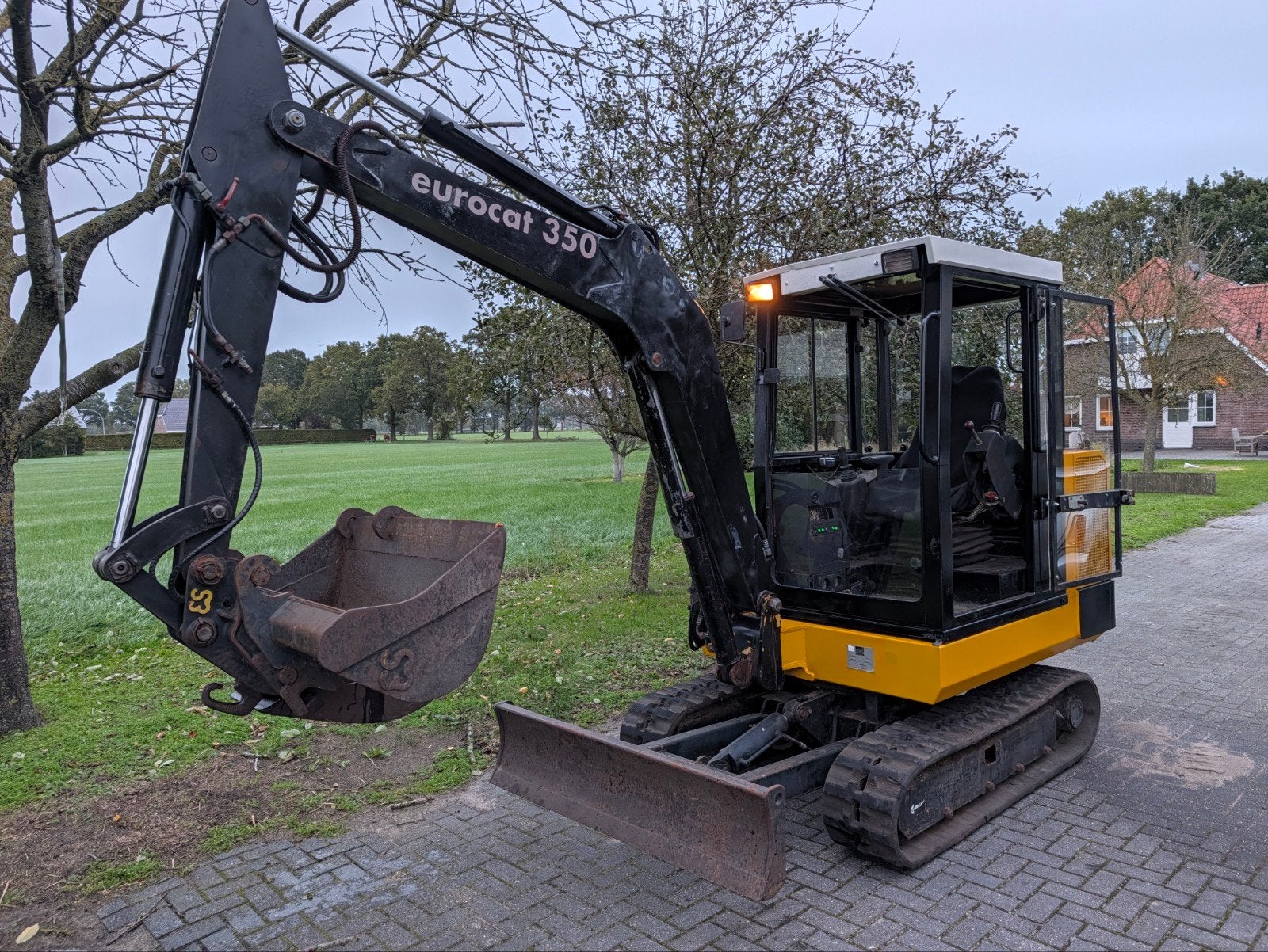 graafmachine eurocat 350LSE, Ophalen of Verzenden, Graafmachine
