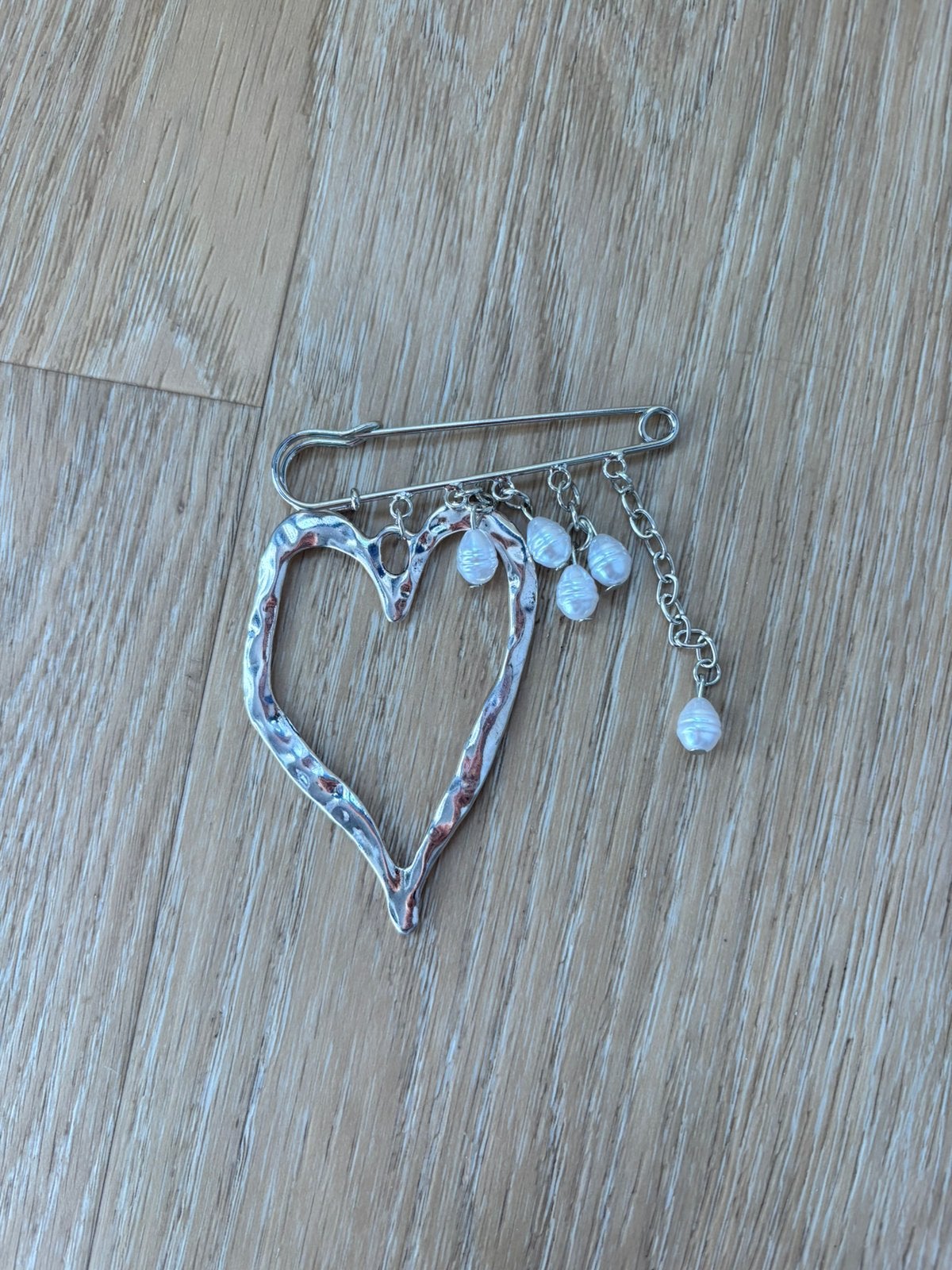 Broche, Overige materialen, Nieuw, Ophalen of Verzenden, Zilver
