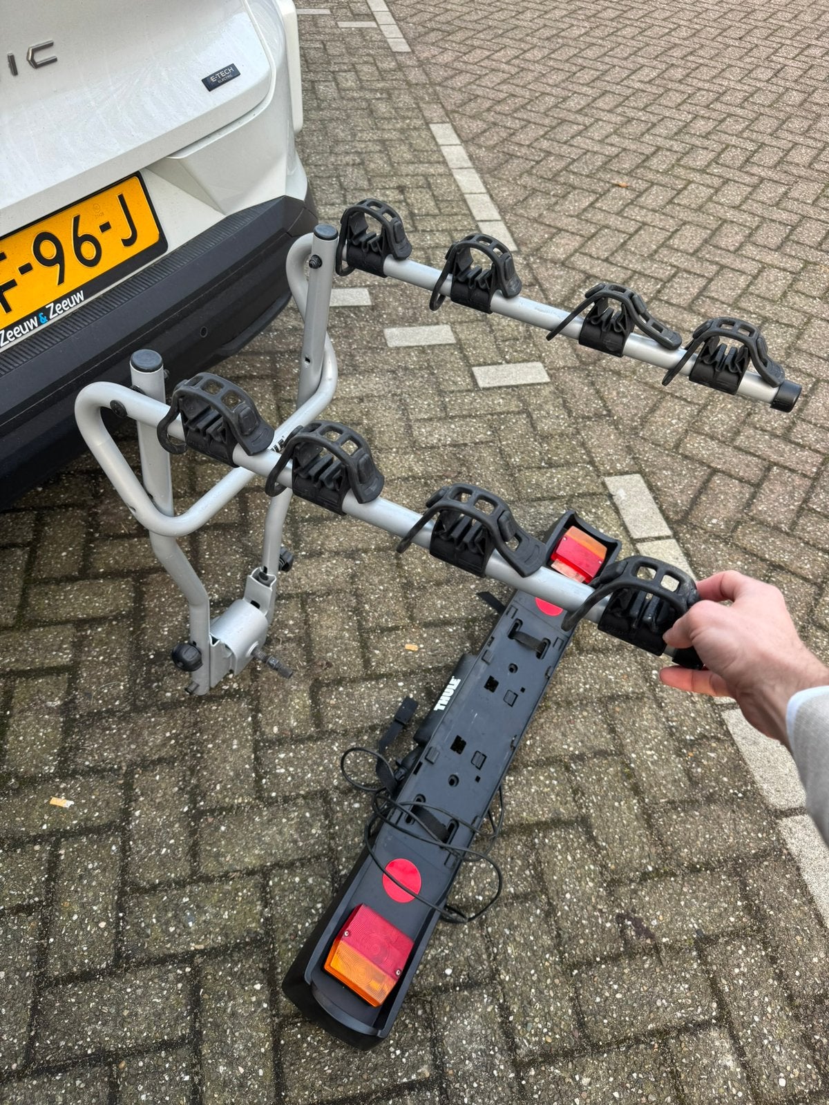 Thule Fietsendrager 4 fietsen, Ophalen, Zo goed als nieuw, Trekhaakdrager