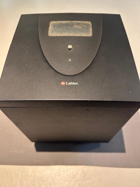 Labtec LCS-2514 subwoofer & Philips satellite speakers., Ophalen of Verzenden, Gebruikt