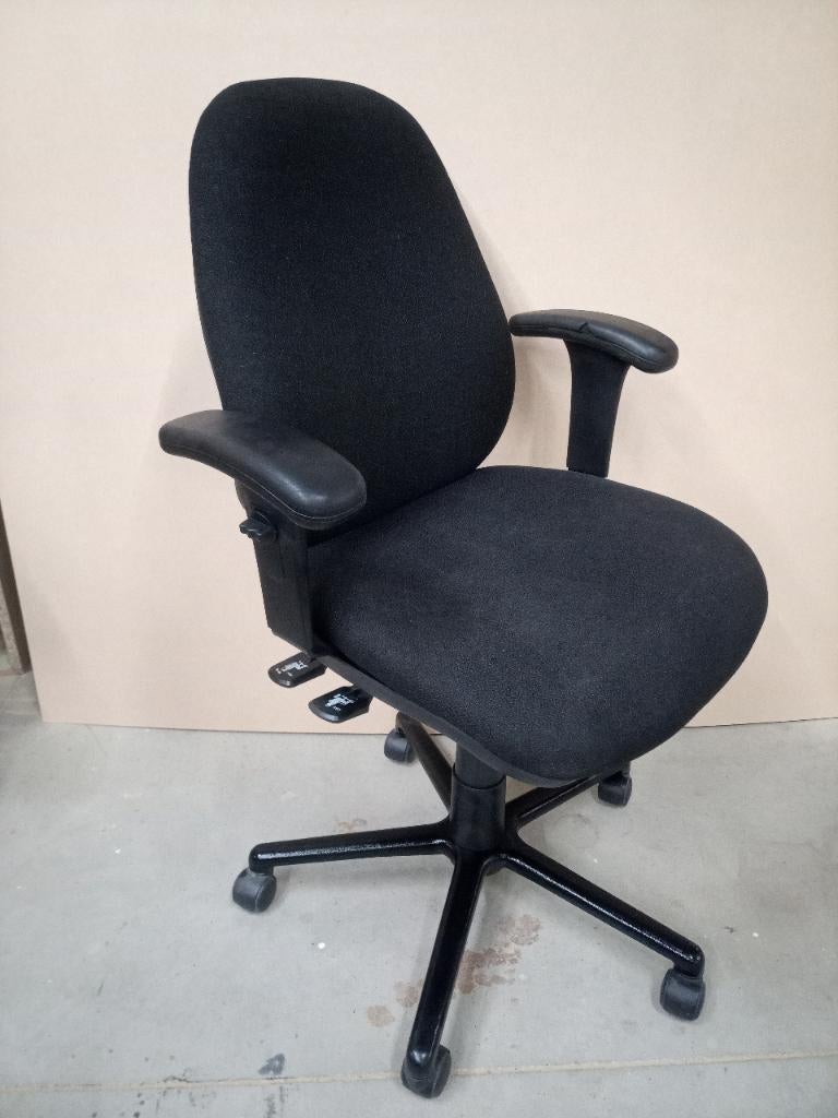 Bureaustoel (van msi gaming), Huis en Inrichting, Bureaustoelen, Ophalen, Gebruikt, Zwart, Bureaustoel