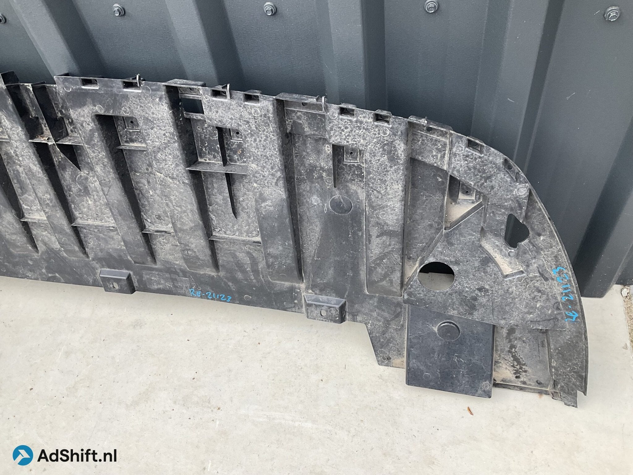 Bumper onderplaat lip Renault Trafic 214755869R 21-24 21123, Auto-onderdelen