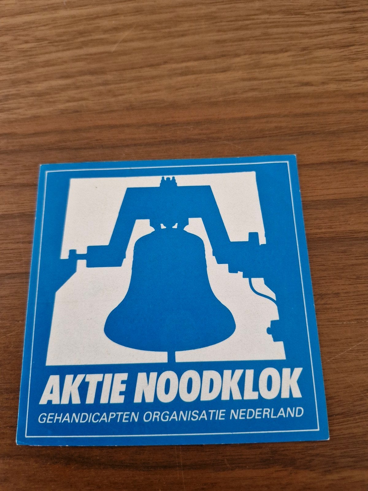 8638  sticker Aktie Noodklok Gehandicapten Organisatie, Ophalen of Verzenden, Gebruikt, Bedrijf of Vereniging