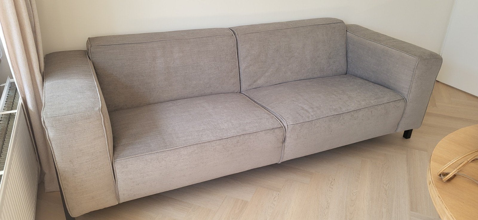 Comfortabele 2-zitsbank in groene stof- gratis af te halen, Huis en Inrichting, Banken | Bankstellen, Ophalen, Gebruikt, Modern, Scandinavisch