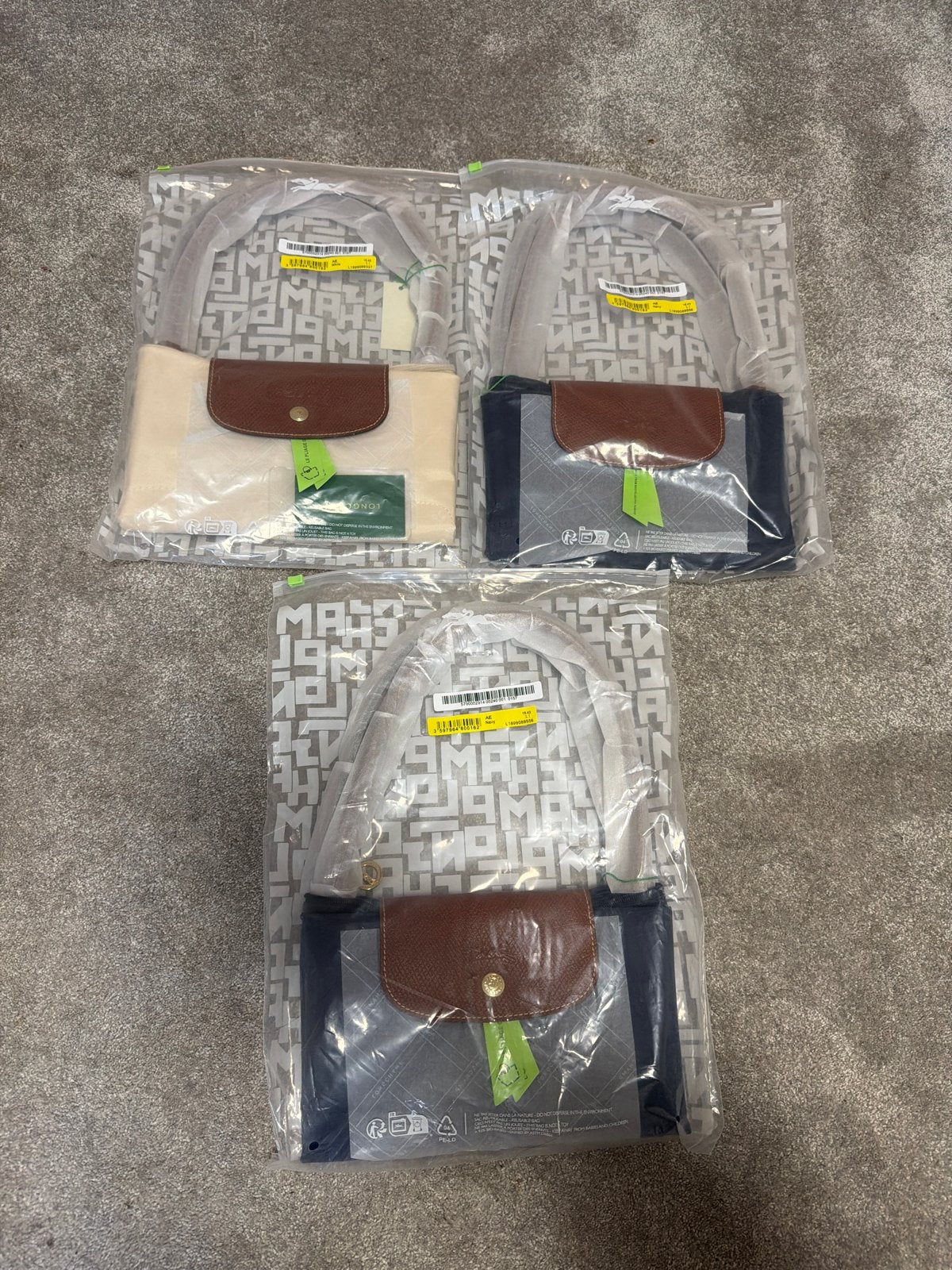 Longchamp tassen - Beige en Donkerblauw beschikbaar, Ophalen of Verzenden, Nieuw, Beige, Handtas