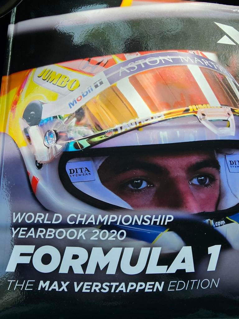 Max verstappen world champions ship Year book  2020 F1, Ophalen of Verzenden, Formule 1