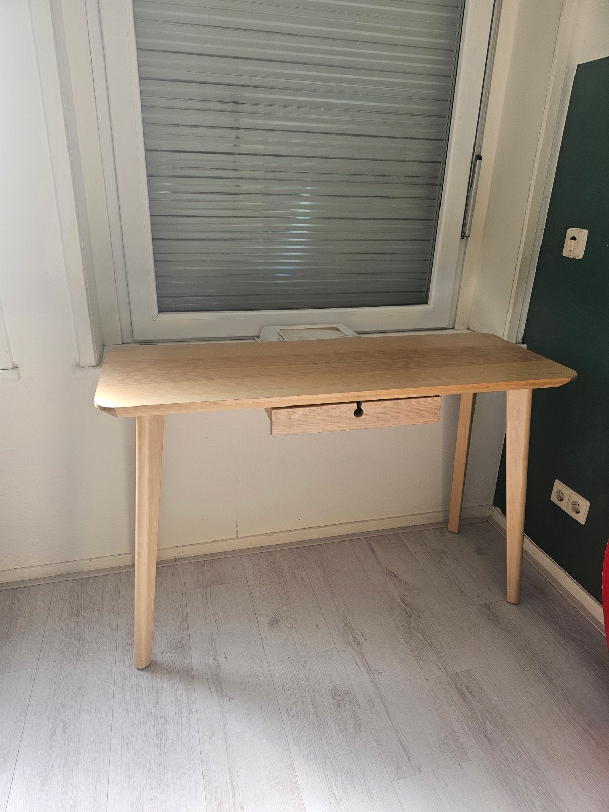 IKEA LISABO bureau – essenfineer, Ophalen, 50 tot 100 cm, 100 tot 150 cm, 75 – 100