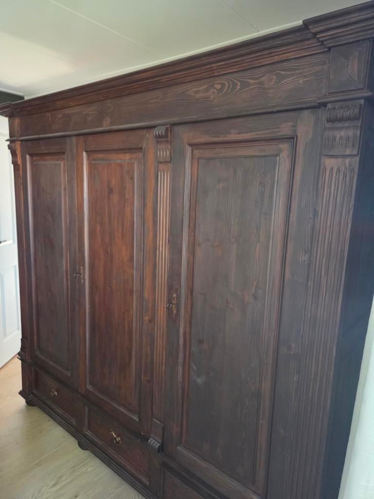Grote houten kast met hanggedeelte, legplanken en lades, Gebruikt, 200 cm of meer, 150 tot 200 cm, Overige houtsoorten