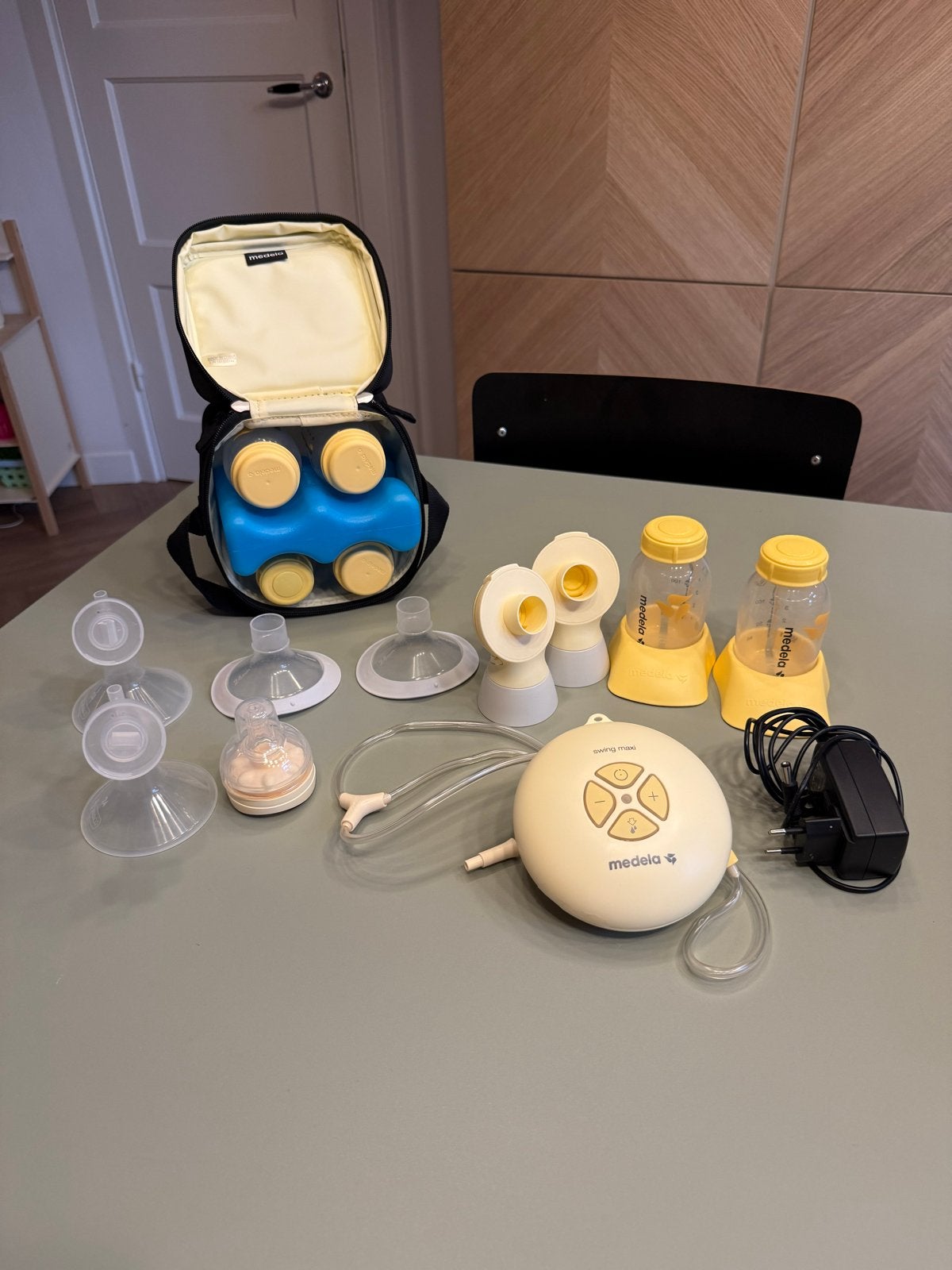 Medela Swing Maxi dubbele elektrische borstkolf, Gebruikt, Medela, Borstkolf, Ophalen