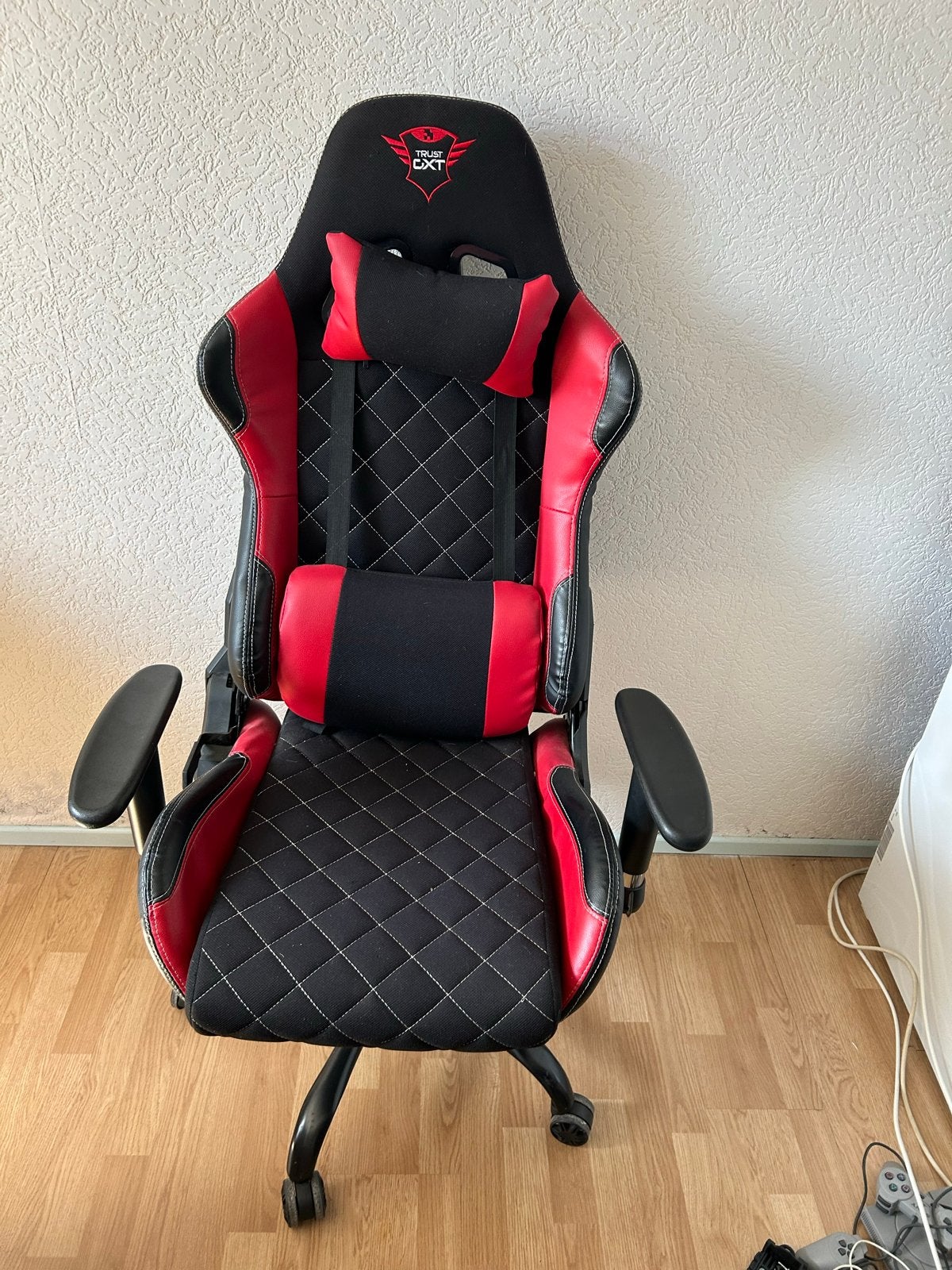 Trust GXT Gaming Stoel - Zwart/Rood, Ophalen, Gebruikt, Zwart, Gaming bureaustoel