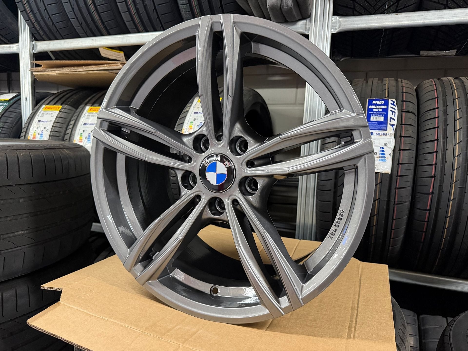 NIEUW 18inch BMW M3/M4 Style Velgen! E46F20F30E90Z3Z4E87, 18 inch, -, -, Banden en Velgen