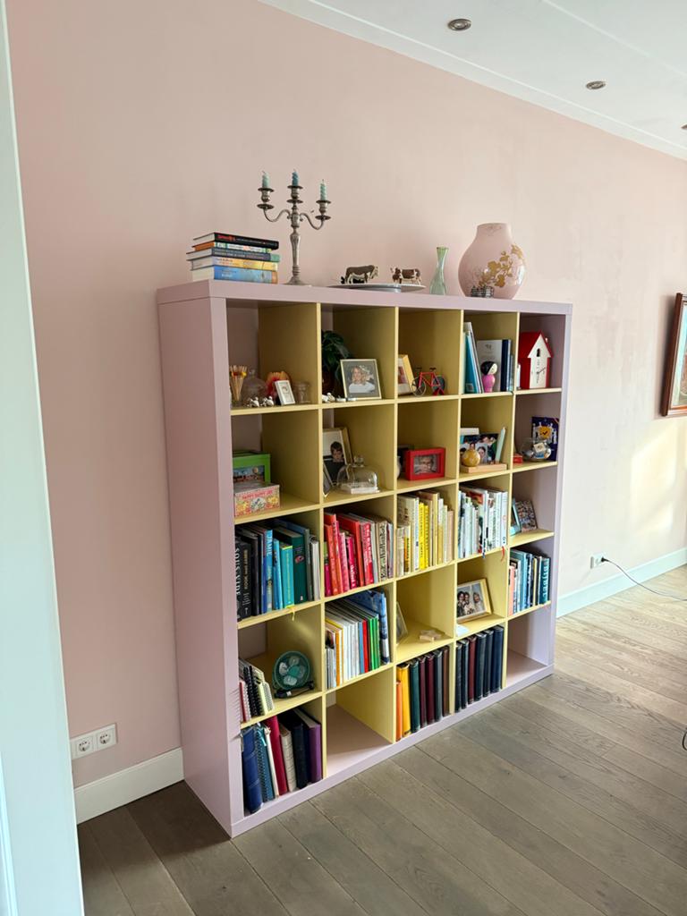 Unieke IKEA Kallax kast - Roze & Geel geschilderd, Ophalen, 150 tot 200 cm, Zo goed als nieuw, 150 tot 200 cm