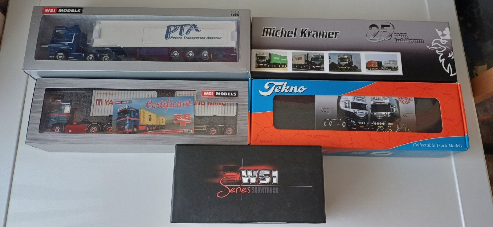5 modellen Wsi/Tekno, Ophalen of Verzenden, Zo goed als nieuw, Bus of Vrachtwagen, Tekno