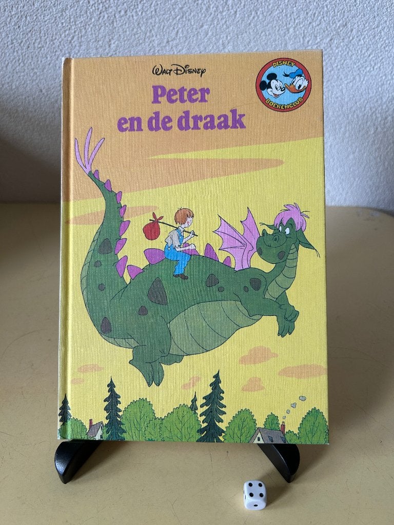 Disney Boekenclub - Peter en de draak (Hardcover, 1990), Boeken, Kinderboeken | Jeugd | onder 10 jaar, Gelezen, Fictie algemeen