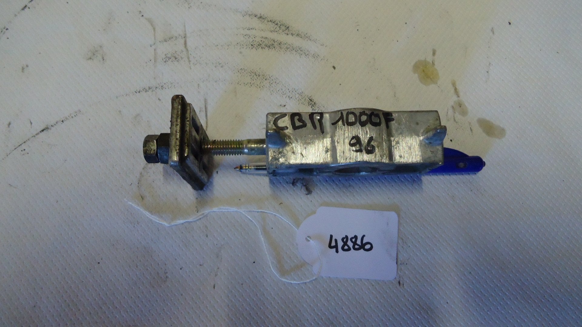 CBR1000F 1993 - 1996 Honda Afstandshouder D1-10377, Motoren