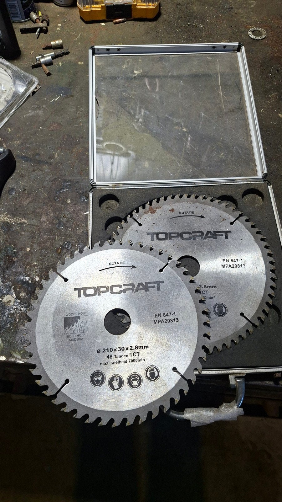Topcraft Zaagbladen Set (2 stuks) - 210mm, Doe-het-zelf en Verbouw, Ophalen of Verzenden, Gebruikt, Cirkelzaag, Topcraft