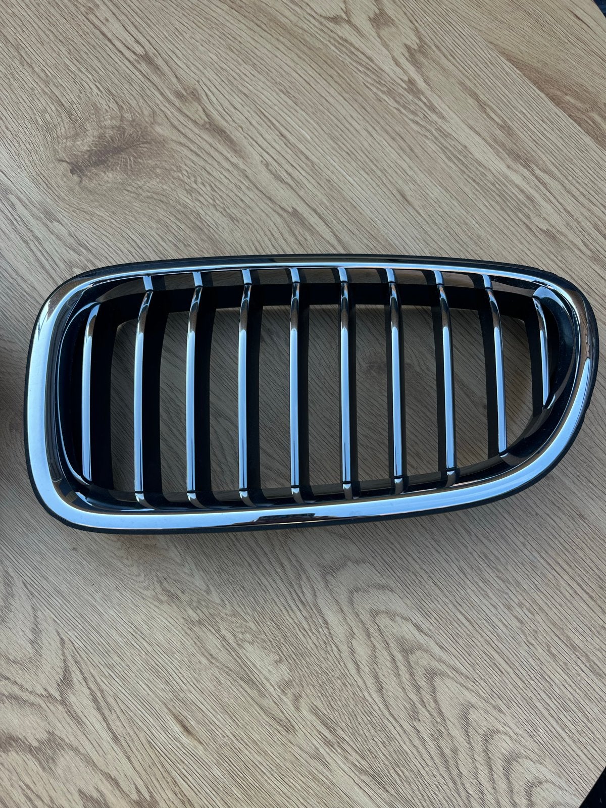 BMW Nieren Grille Set - Chroom/Zwart - Gebruikt, Ophalen, Gebruikt, Voor, Bumper