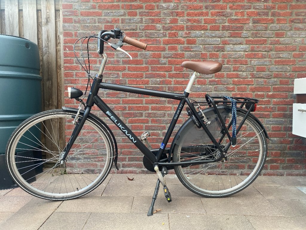 Herenfiets zwart (Pelikaan Deluxe City), Gebruikt, Velgrem, Versnellingen, 57 tot 61 cm