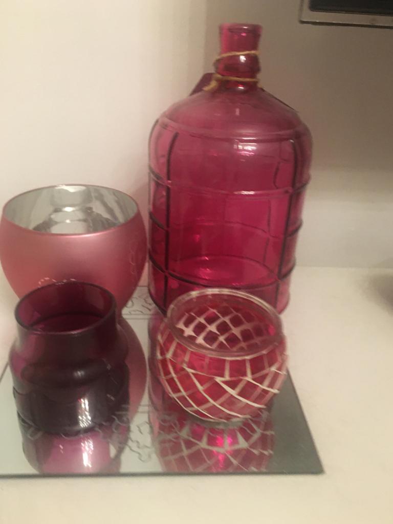 Rode en roze windlichten voor sfeer in huis of tuin, Overige materialen, Gebruikt, 25 tot 50 cm, Ophalen of Verzenden