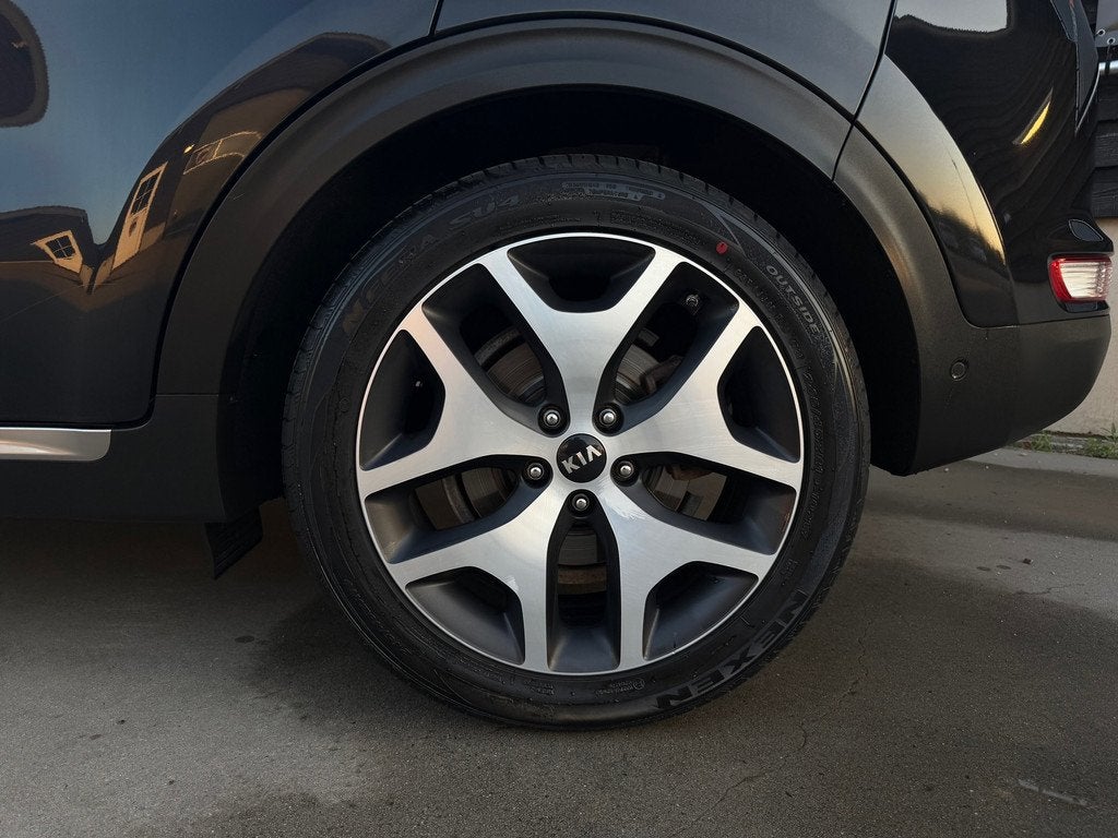 Kia SPORTAGE 1.6 T-GDI 4WD GT-Line Pano Leder Trekhaak, Auto's, Gebruikt, 4 cilinders, Zwart, Leder