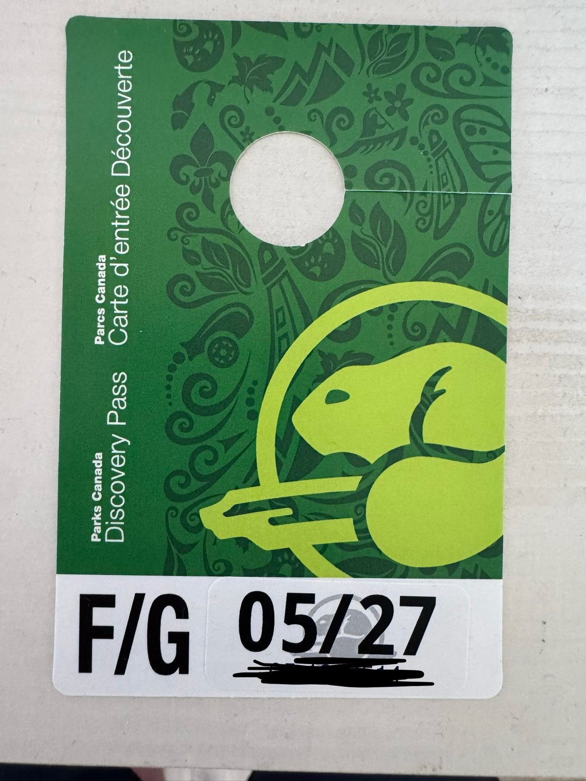 Discovery pass F/G Canada, Drie personen of meer