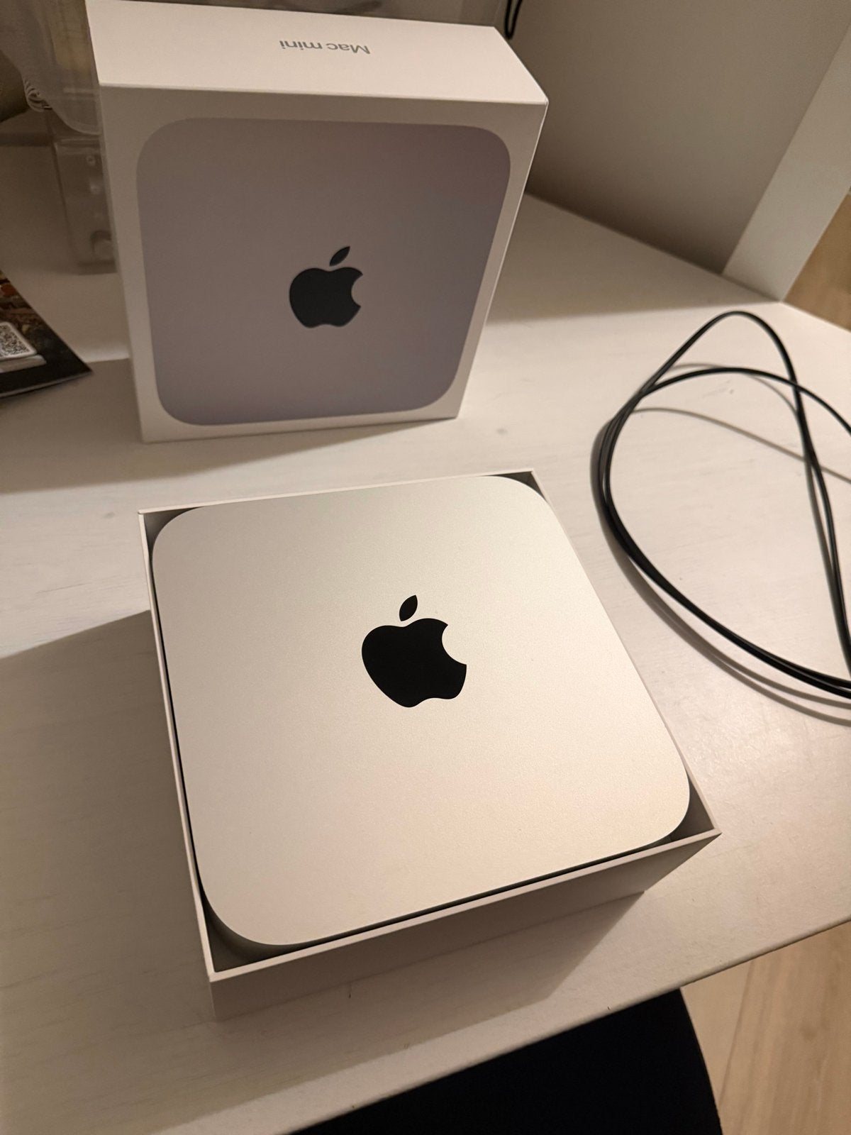 Apple Mac mini M2 (2023) gloednieuw met doos, Computers en Software, Ophalen of Verzenden, Zo goed als nieuw, Mac Mini, Onbekend