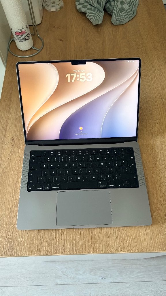 Macbook Pro 14-inch 2021 M1 Pro 16GB RAM - uitstekende staat, Computers en Software, Apple Macbooks, MacBook Pro, Qwerty, Overige groottes