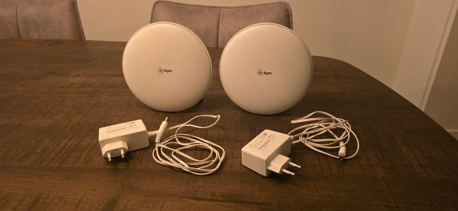 2 kpn draadloze wifi versterkers, Ophalen of Verzenden, Zo goed als nieuw, KPN SuperWiFi
