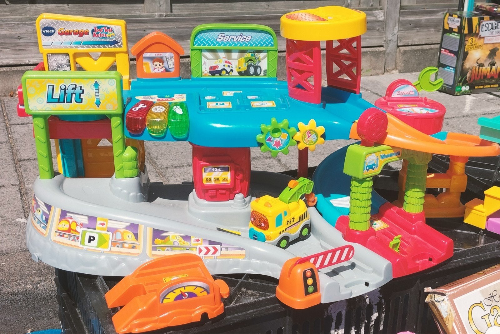 Vtech garage met auto, Ophalen, Zo goed als nieuw