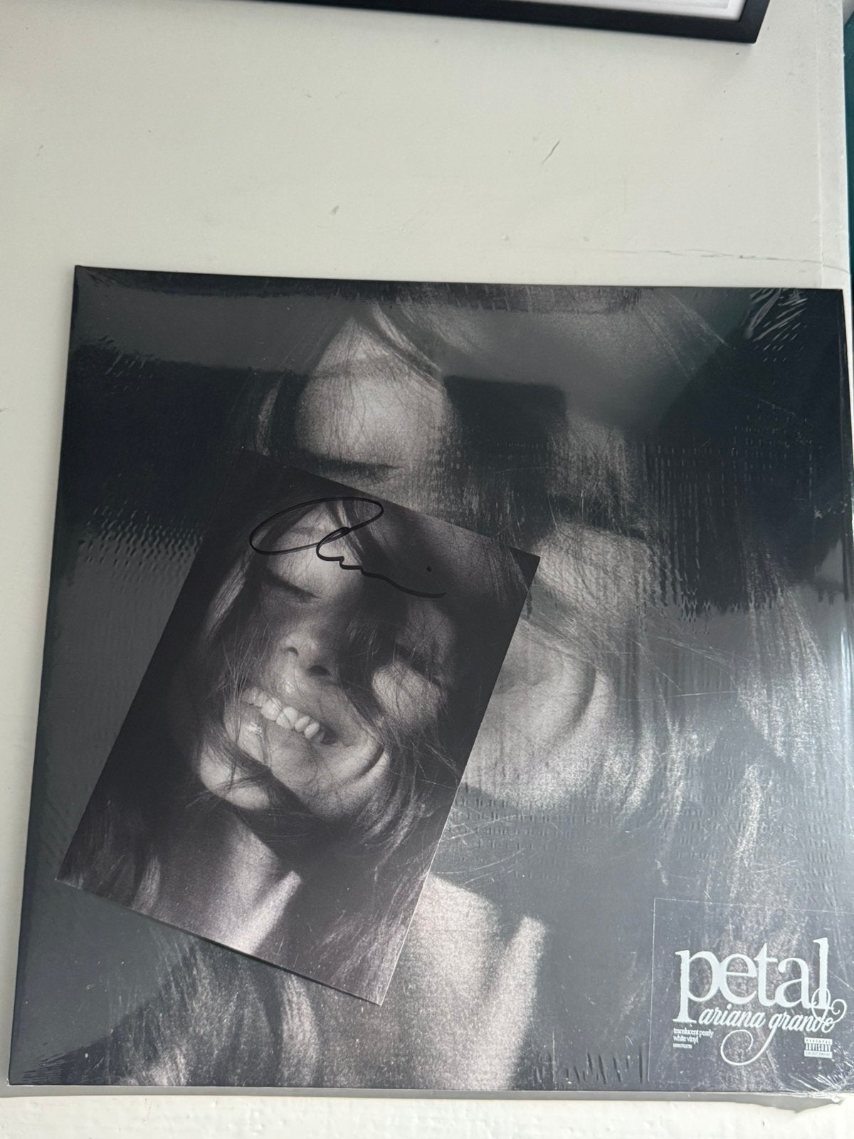 Petal signed ariana grande lp, Ophalen of Verzenden, Nieuw in verpakking