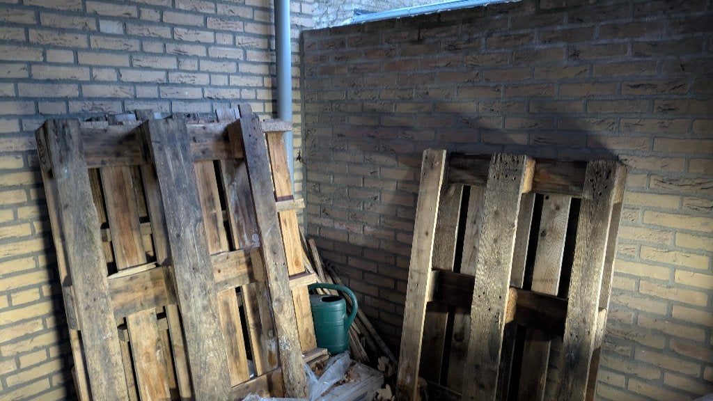 Gratis af te halen: 6 houten pallets, Ophalen, Gebruikt, 50 mm of meer, Pallet