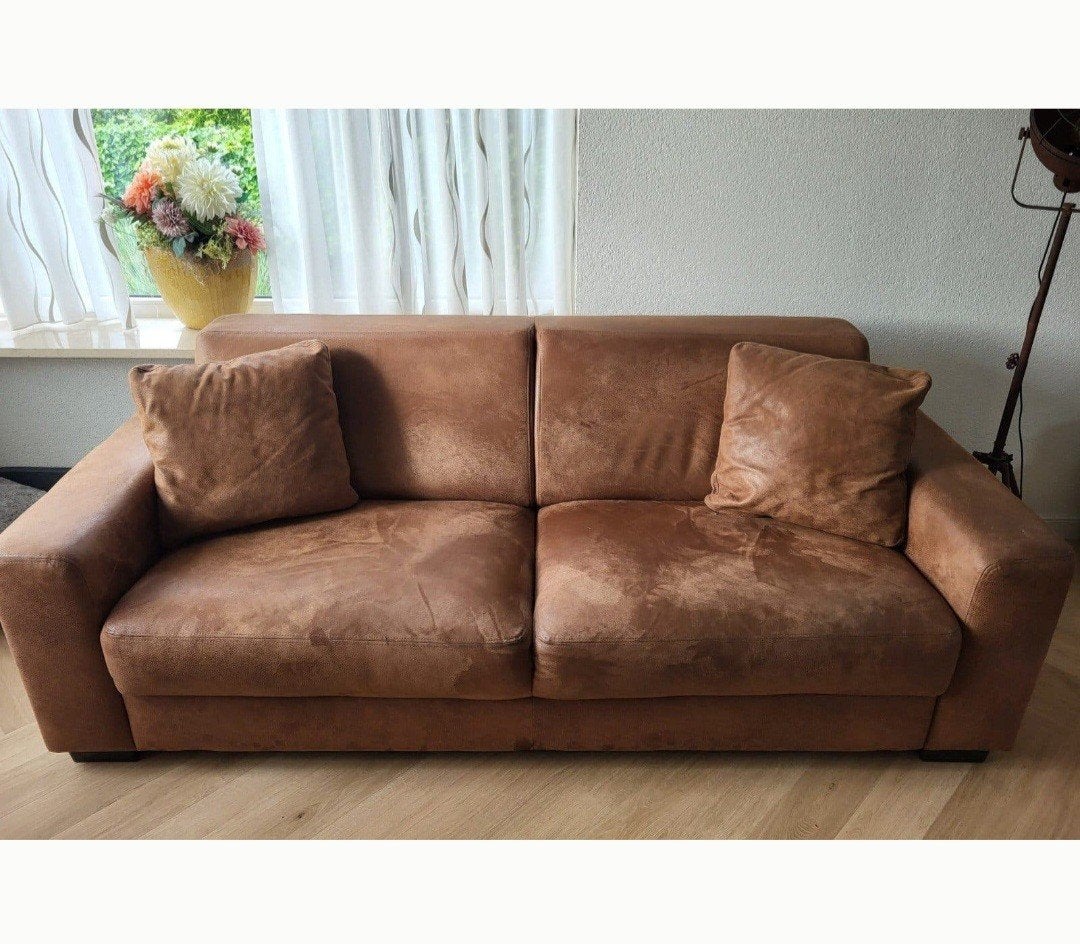 Zo goed als nieuwe cognac bank - 225x95 cm - Geïmpregneerd, Ophalen